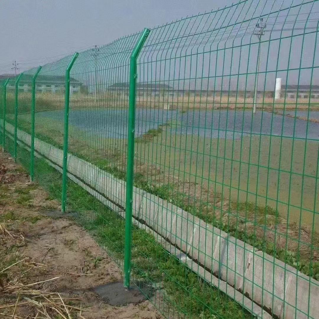 公路护栏网等级怎么分，A级B级在实际项目里差在哪